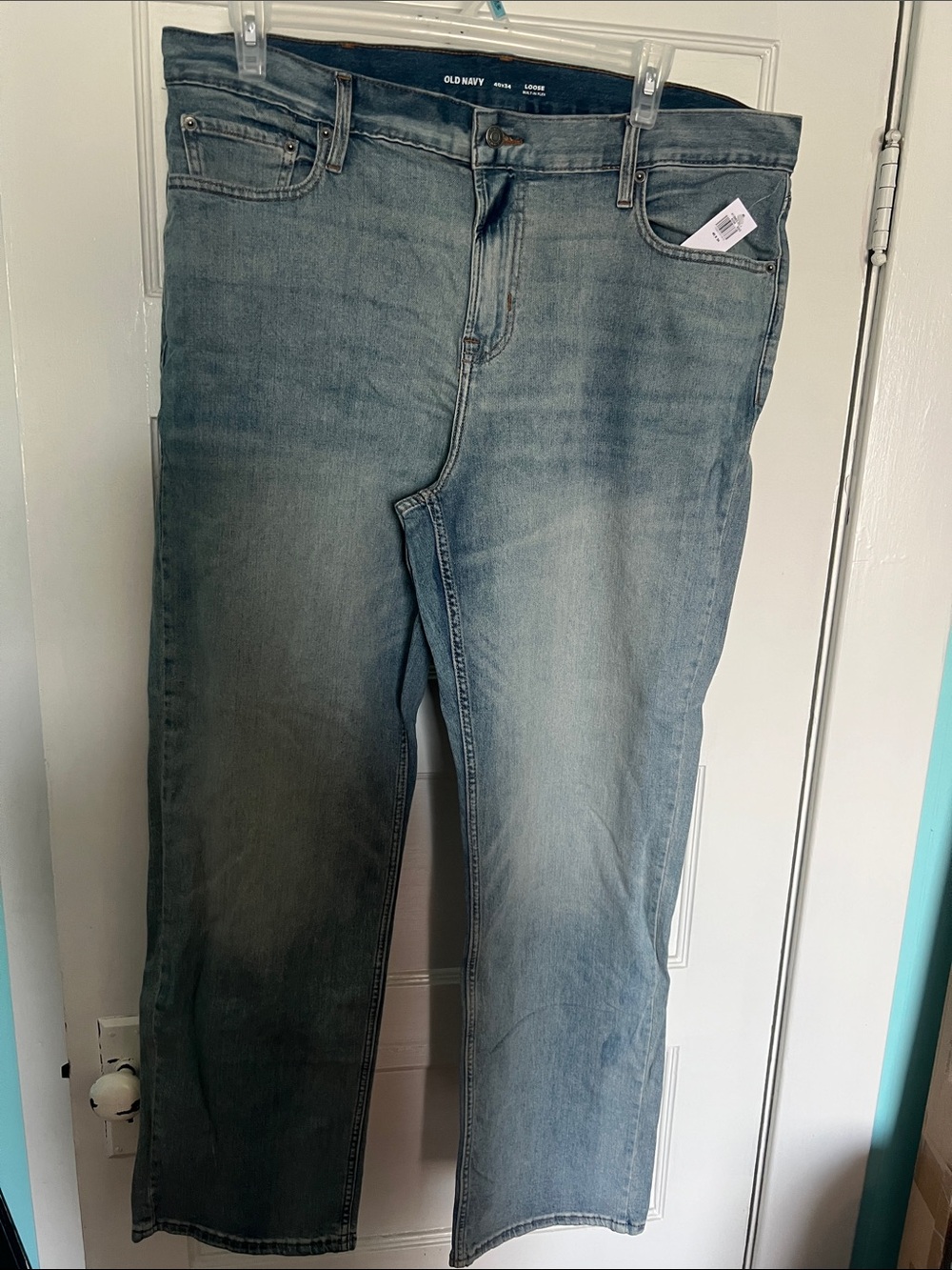 Old Navy Men's Faded Light Blue Relaxed Jeans